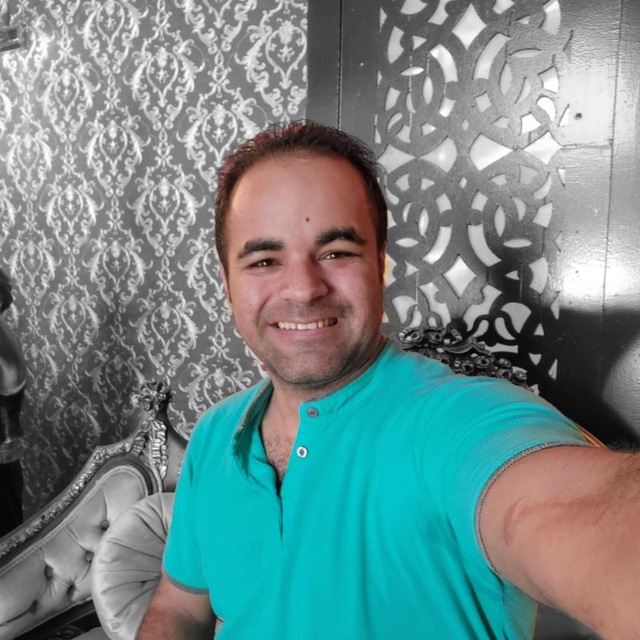 صورة م. حمزاوي، مسؤول قسم محطات الخرسانة الجاهزة